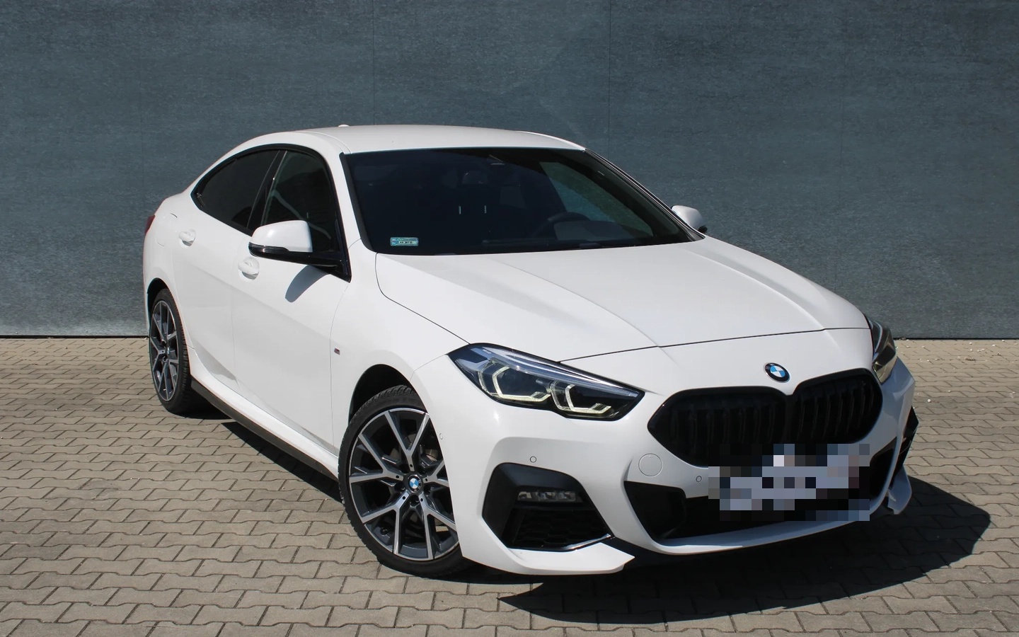 BMW 218i