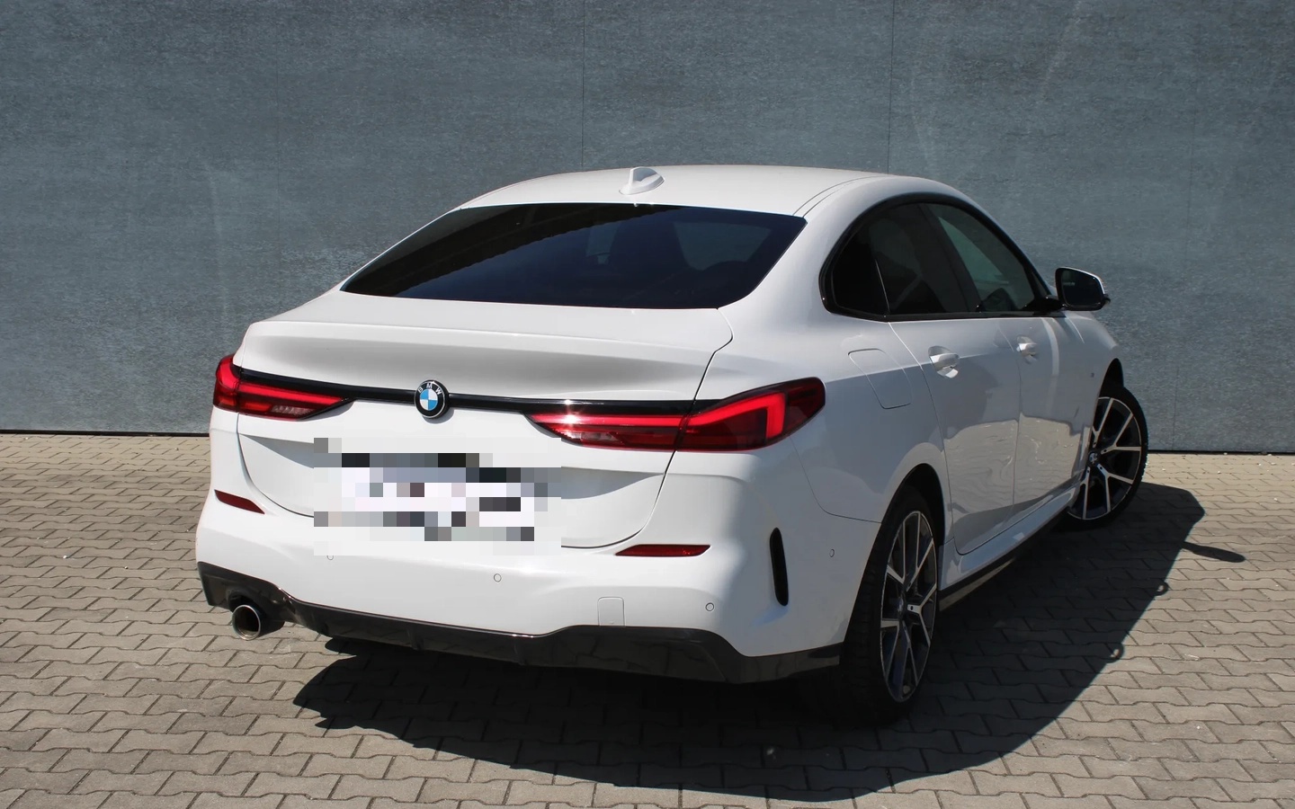 BMW 218i