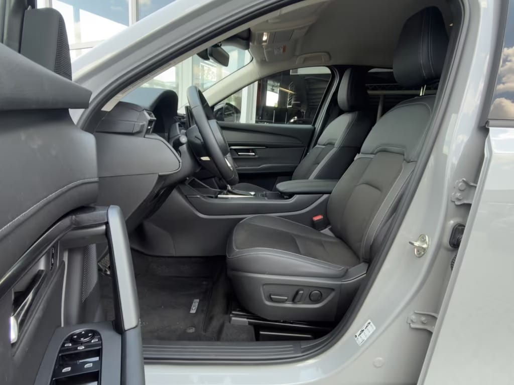 Mazda CX-5 Connectivity & Convenience Pak