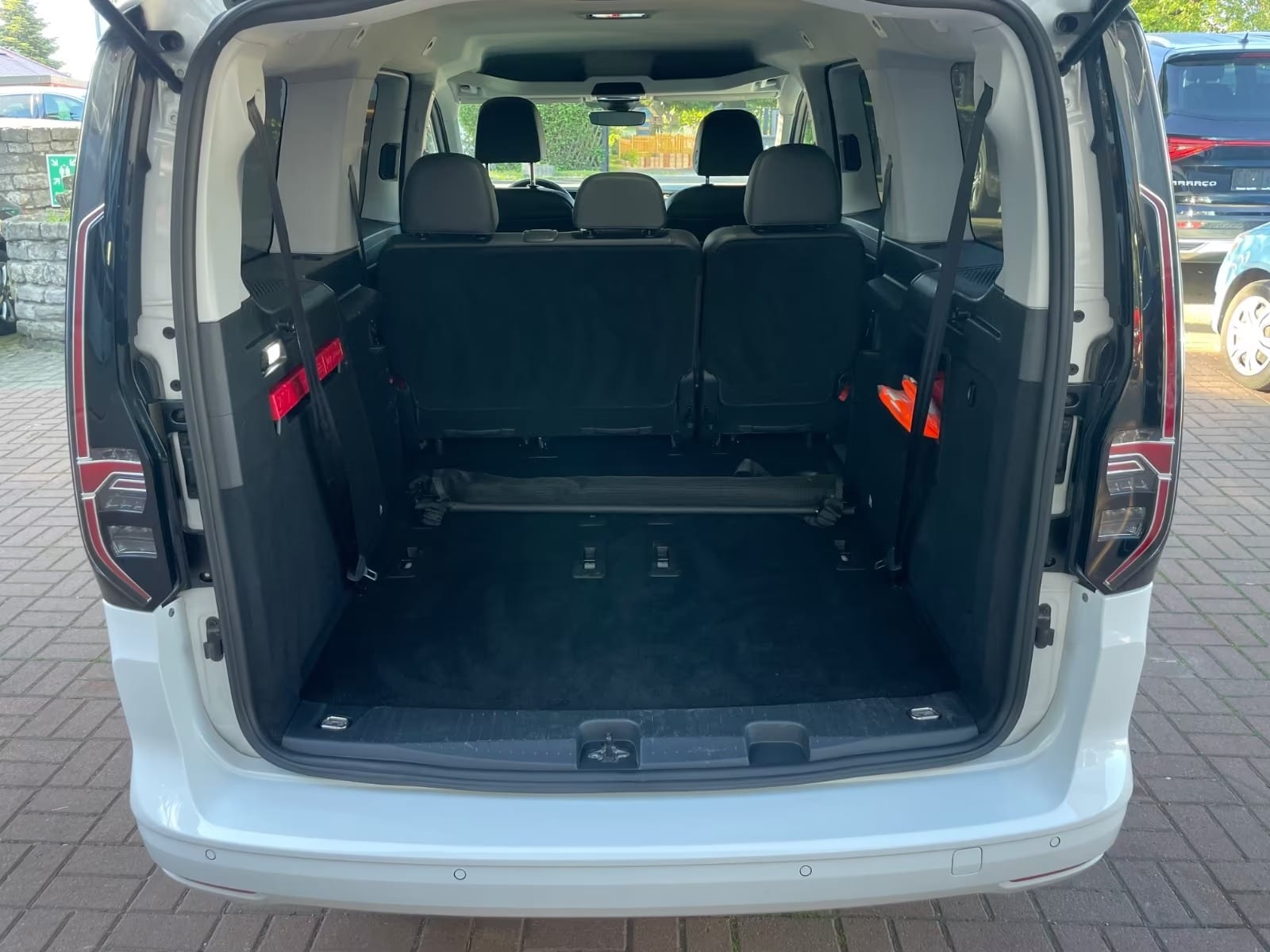 Volkswagen Caddy Maxi Style
