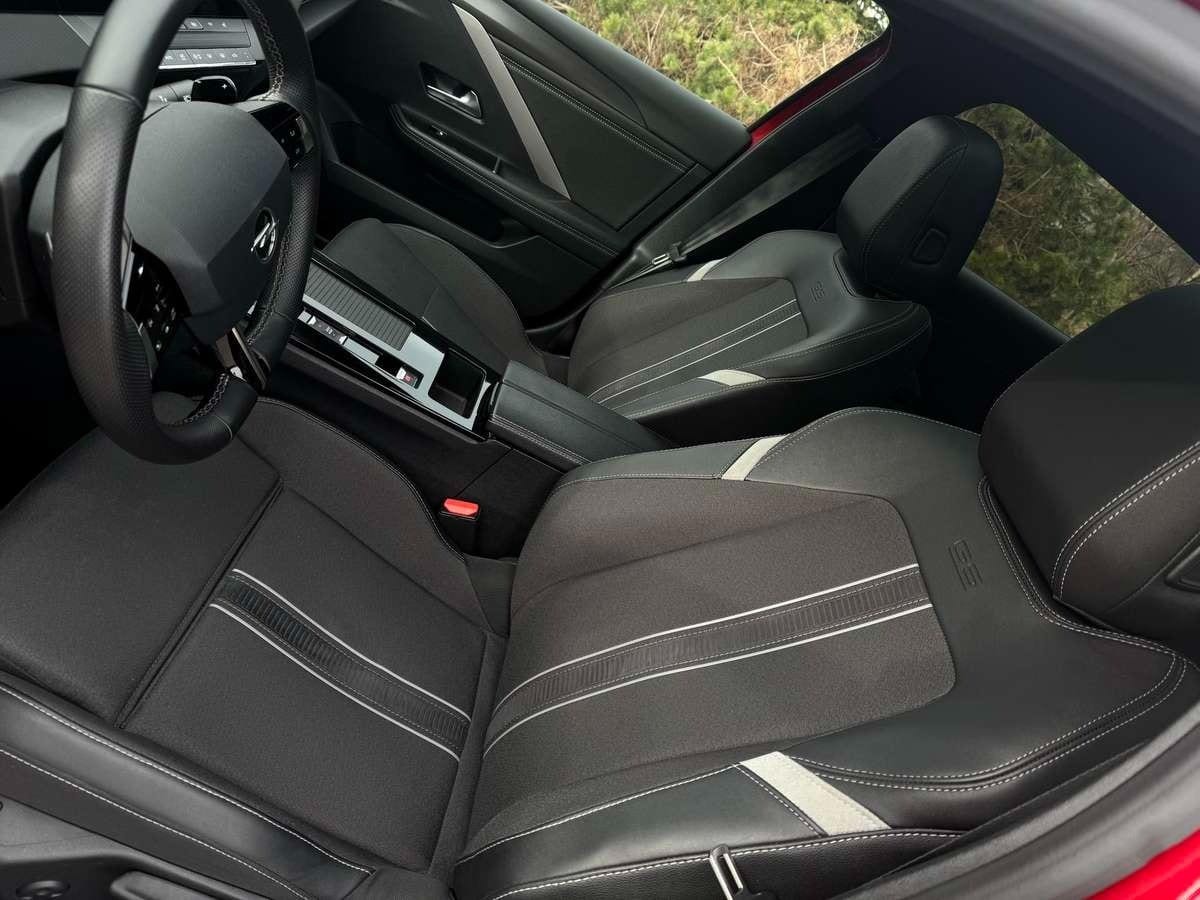 Opel Astra L Sports Tourer
