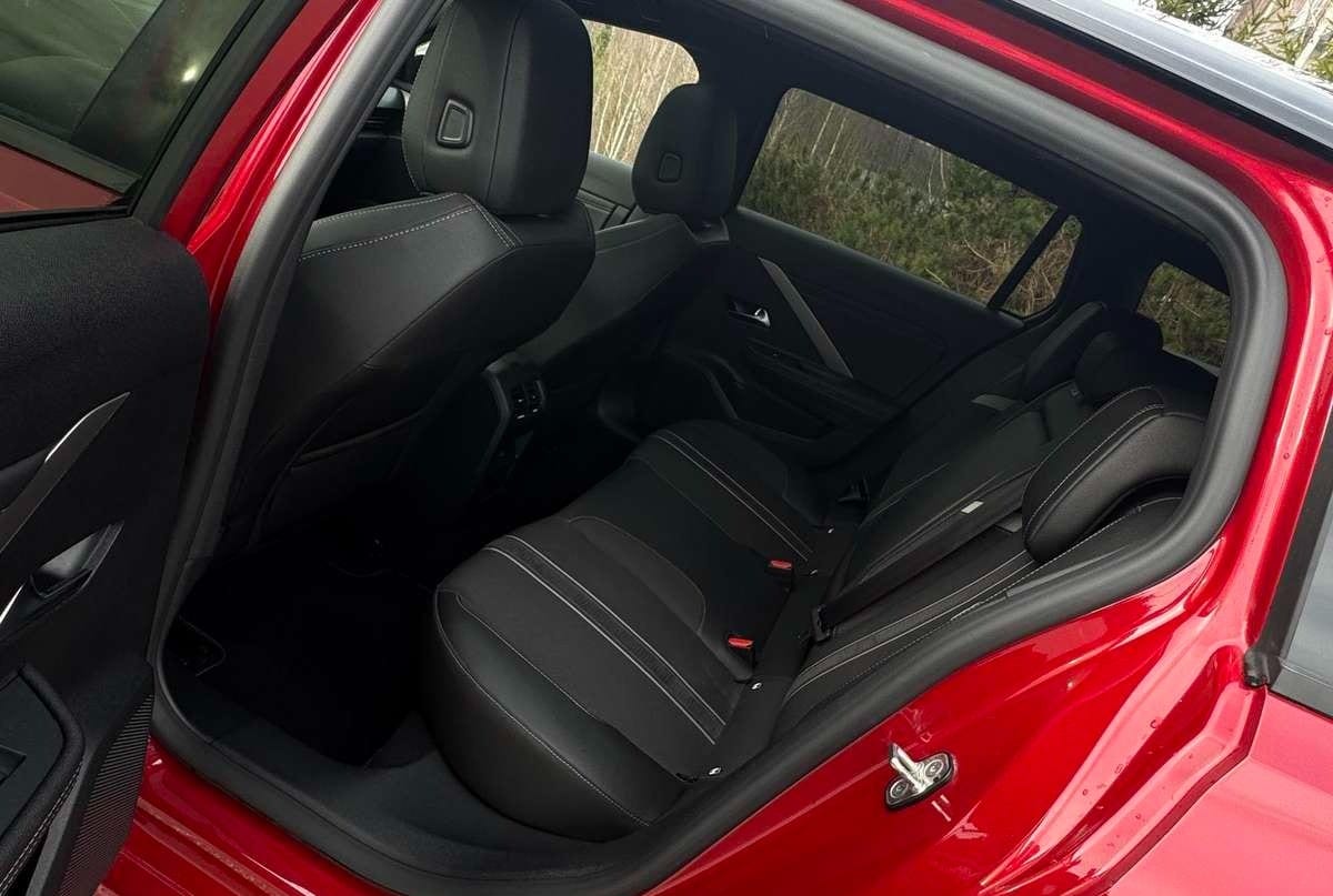 Opel Astra L Sports Tourer