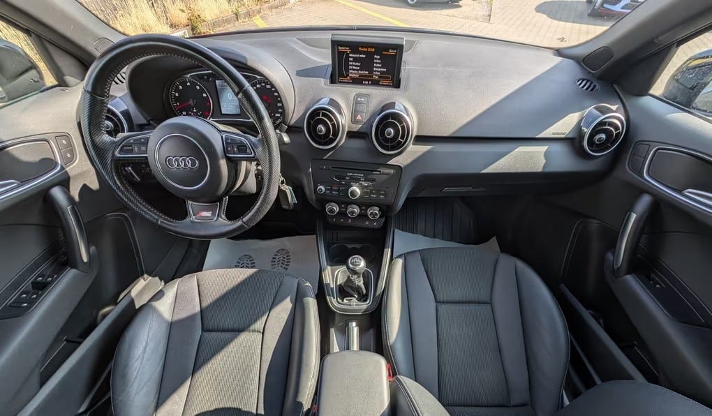 Audi A1 Sportback 1.4 TFSI S-Line
