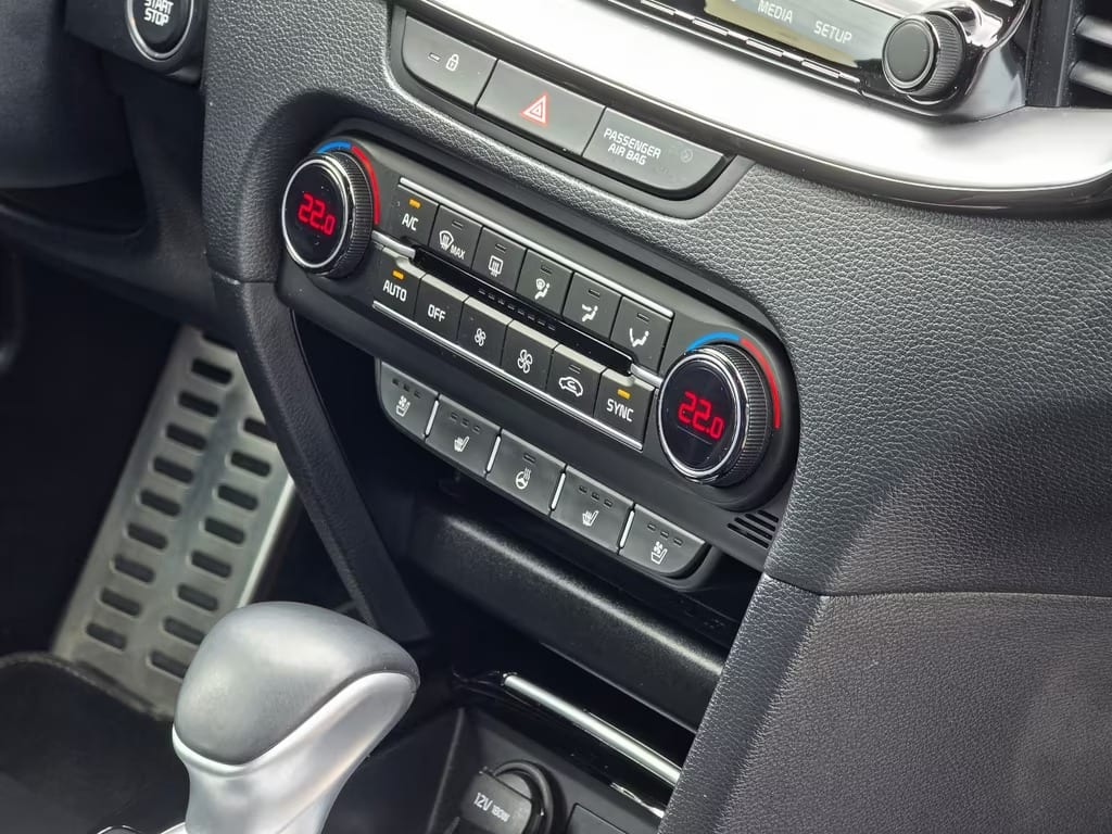 Kia XCeed Platinum Edition