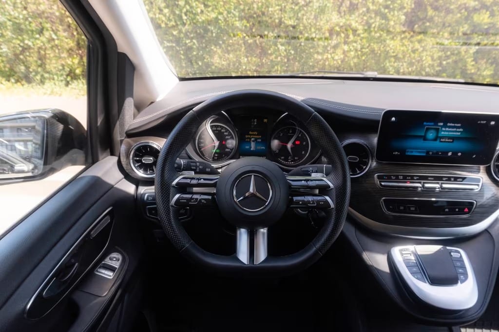 Mercedes-Benz V250d AVANTGARDE 4MATIC lang
