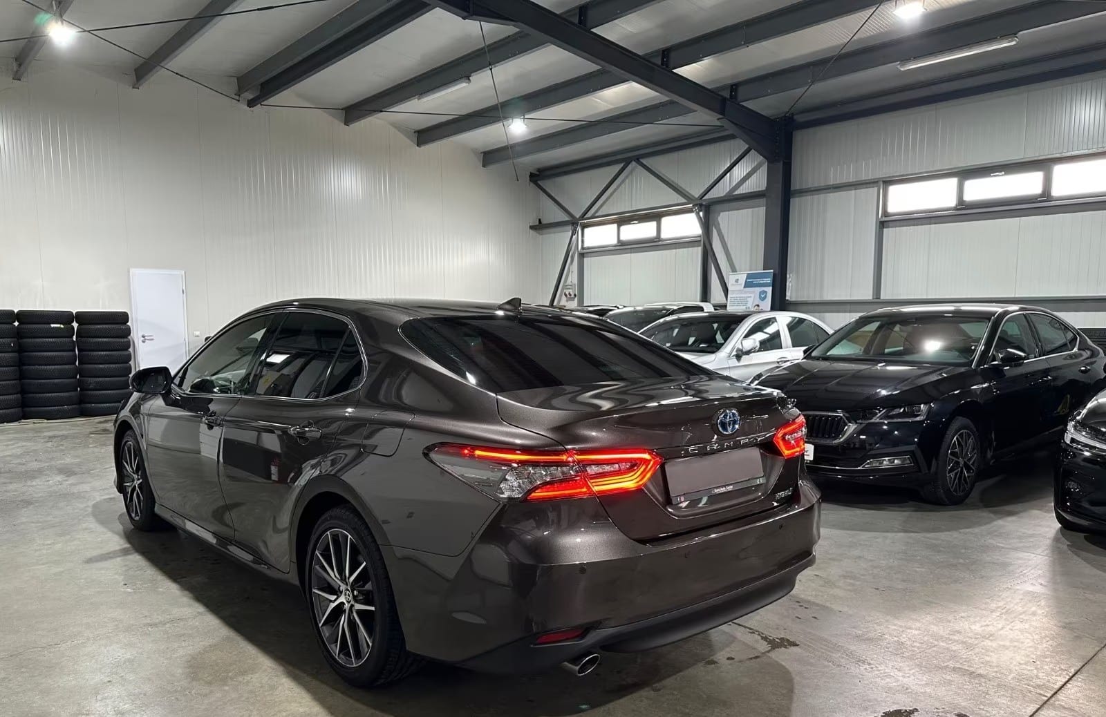 Toyota Camry Hybrid Executive