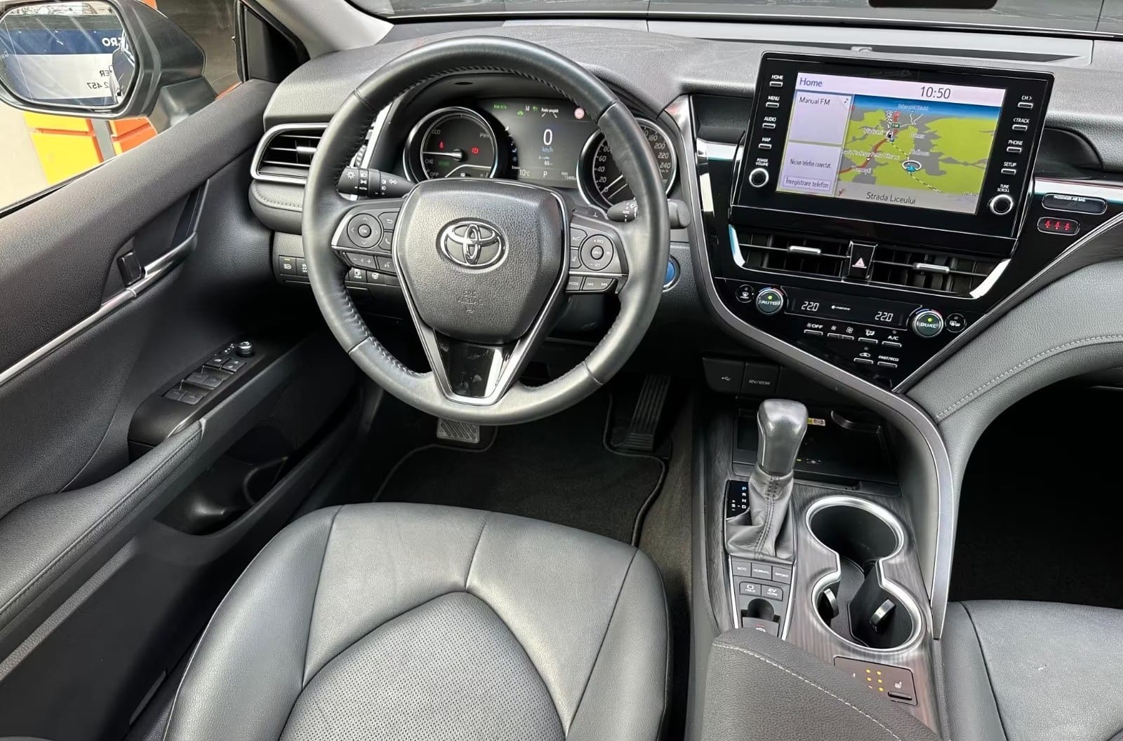 Toyota Camry Hybrid Executive