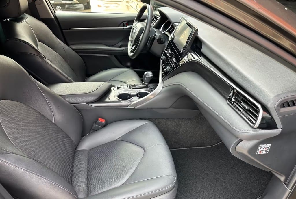 Toyota Camry Hybrid Executive