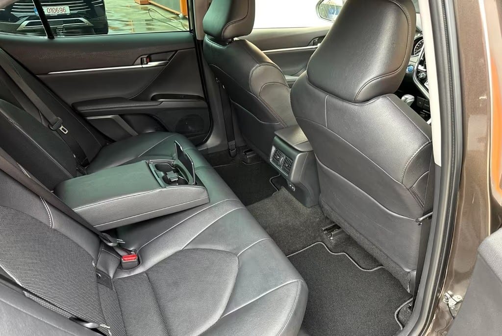 Toyota Camry Hybrid Executive