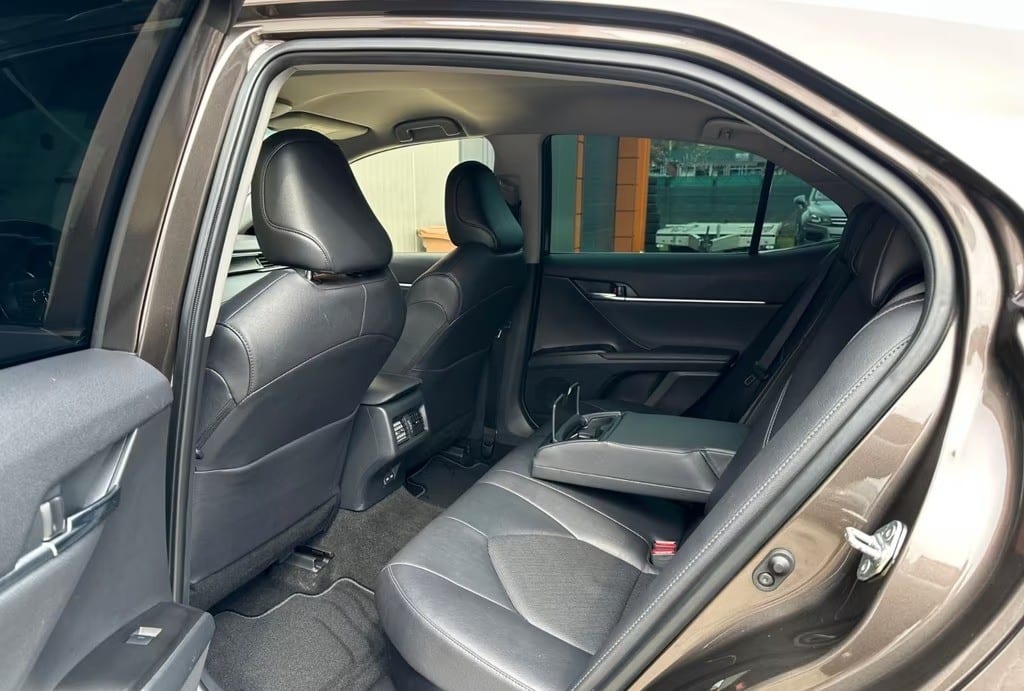 Toyota Camry Hybrid Executive