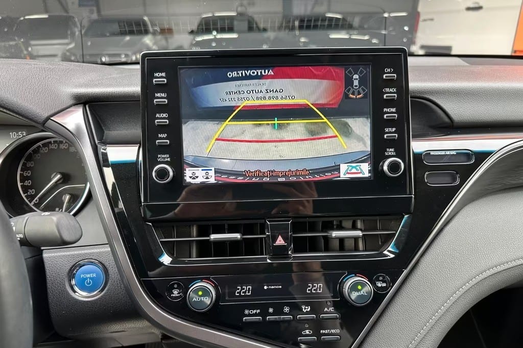Toyota Camry Hybrid Executive