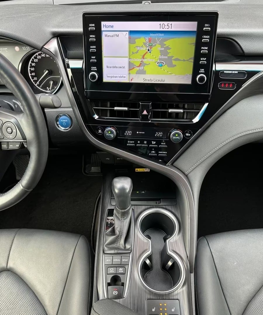 Toyota Camry Hybrid Executive