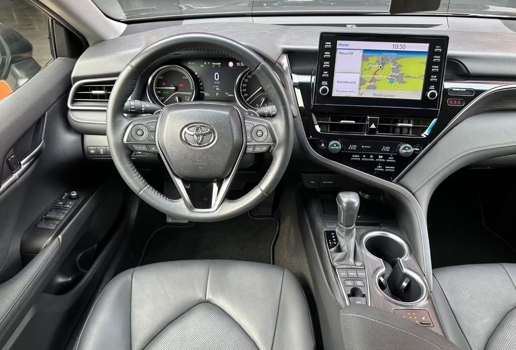 Toyota Camry Hybrid Executive