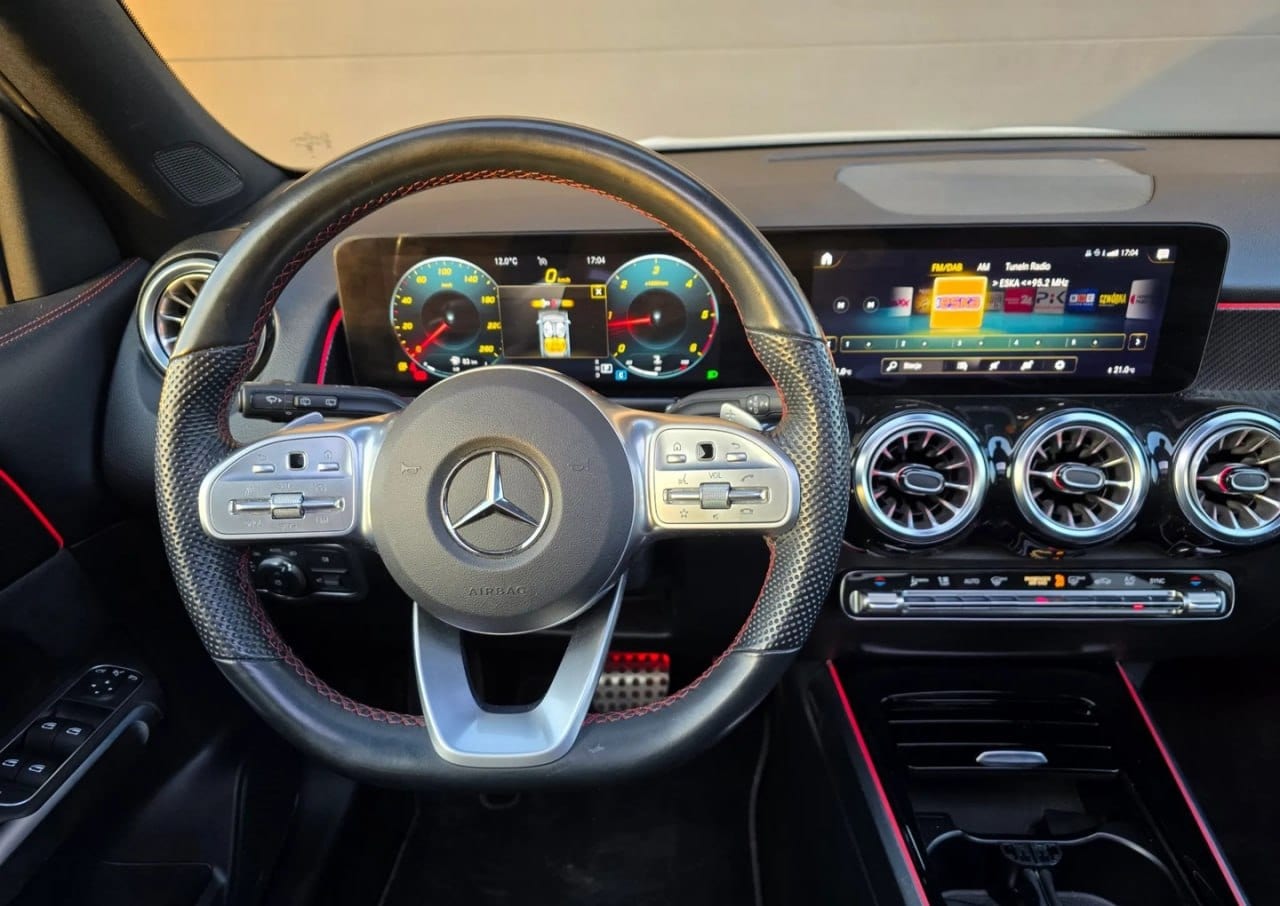Mercedes-Benz GLB 200d