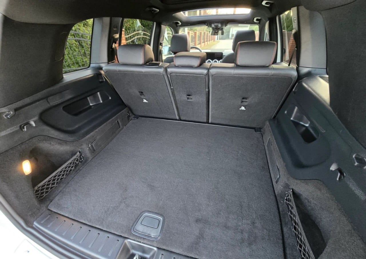 Mercedes-Benz GLB 200d