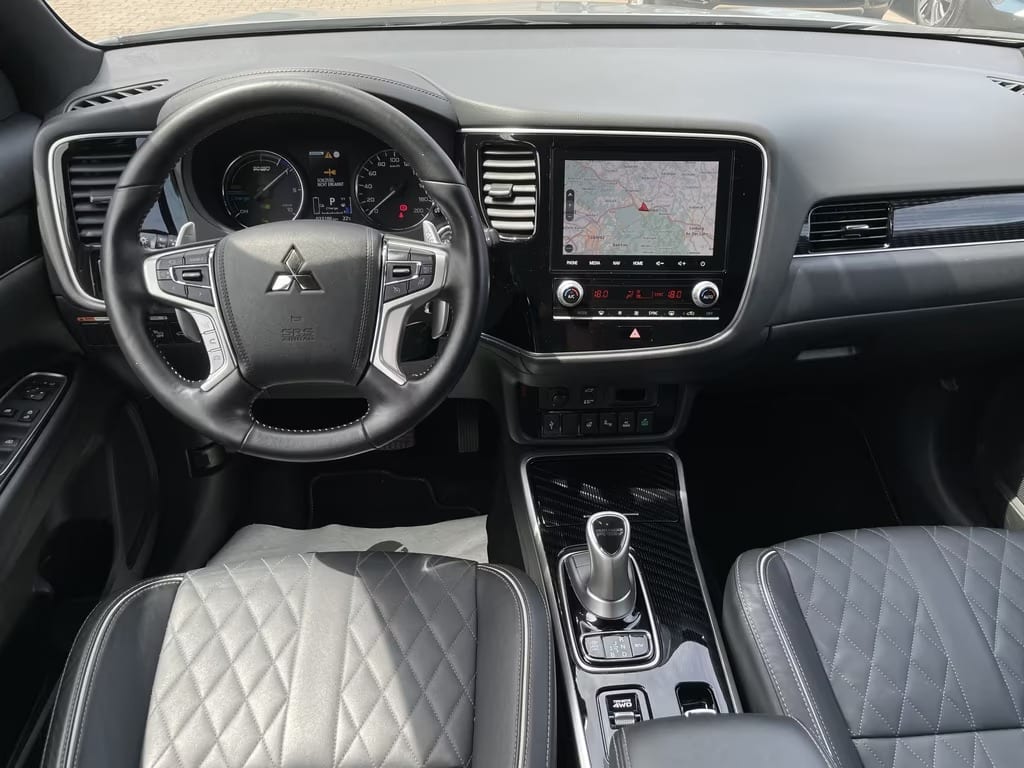 Mitsubishi Outlander Plus Spirit