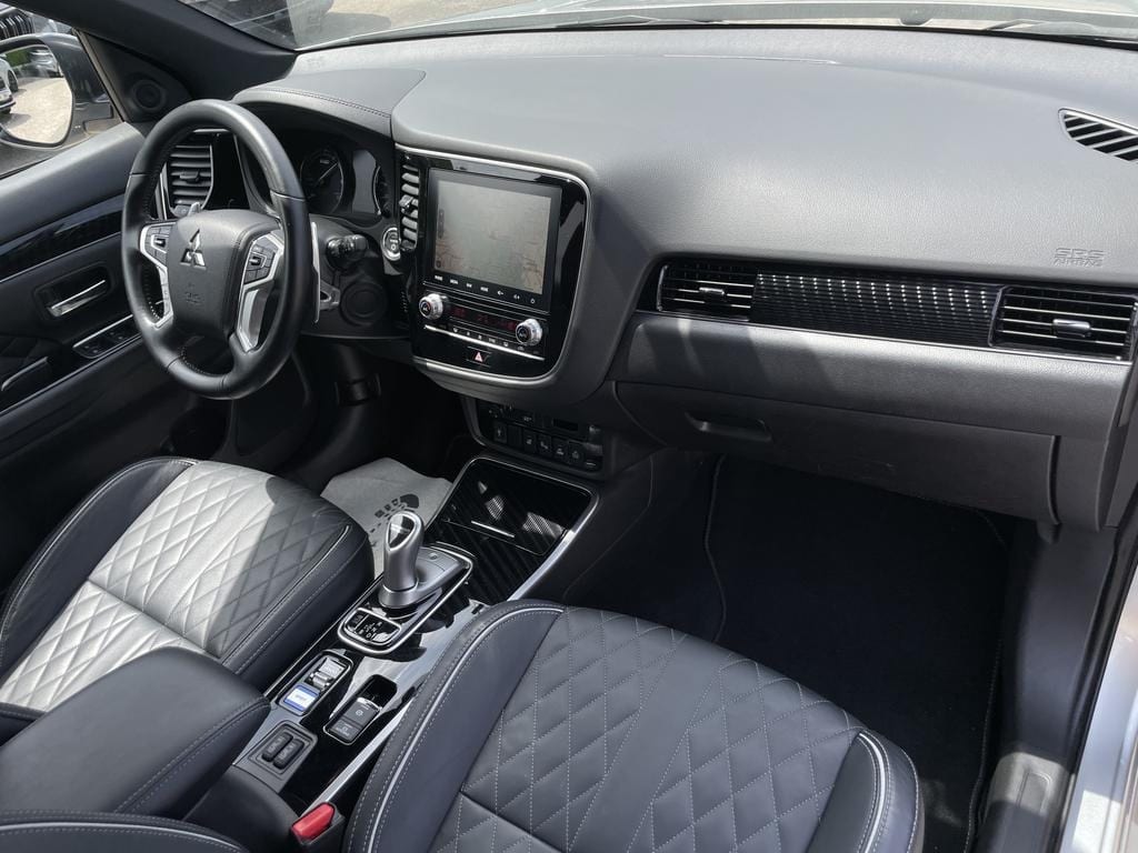 Mitsubishi Outlander Plus Spirit