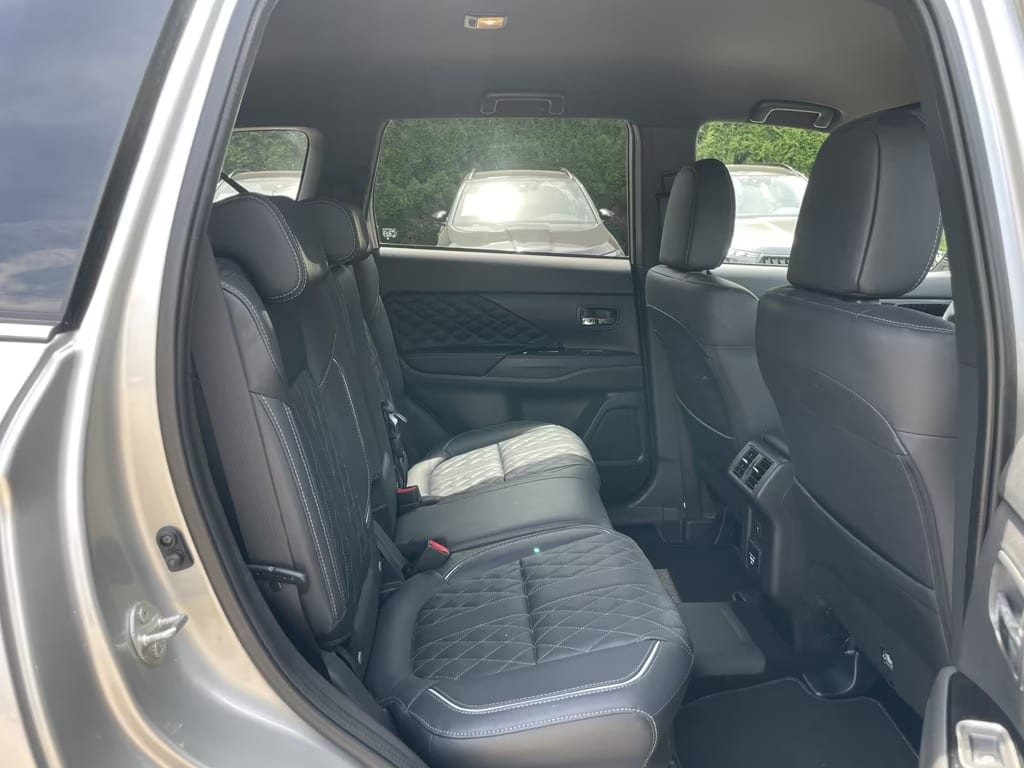 Mitsubishi Outlander Plus Spirit