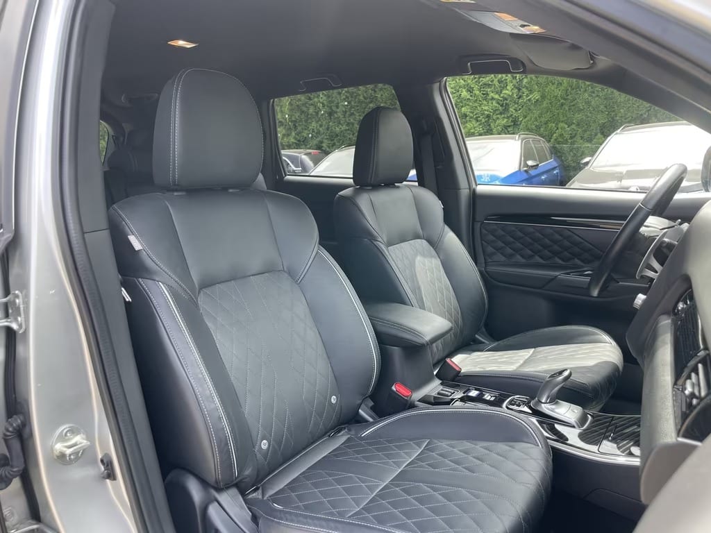 Mitsubishi Outlander Plus Spirit