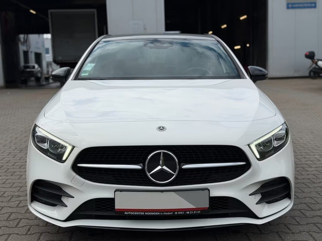 Mercedes-Benz A 180 AMG Line