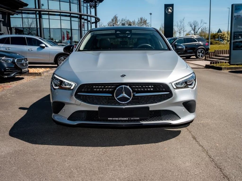 Mercedes-Benz CLA 200d Shooting Brake
