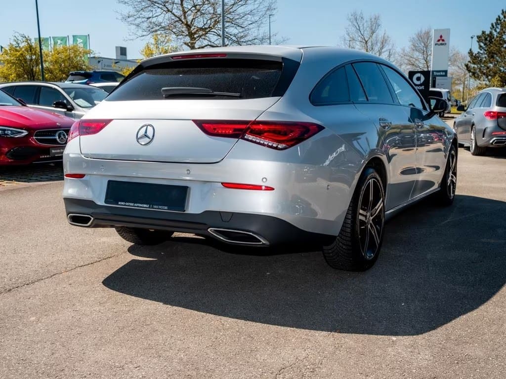 Mercedes-Benz CLA 200d Shooting Brake