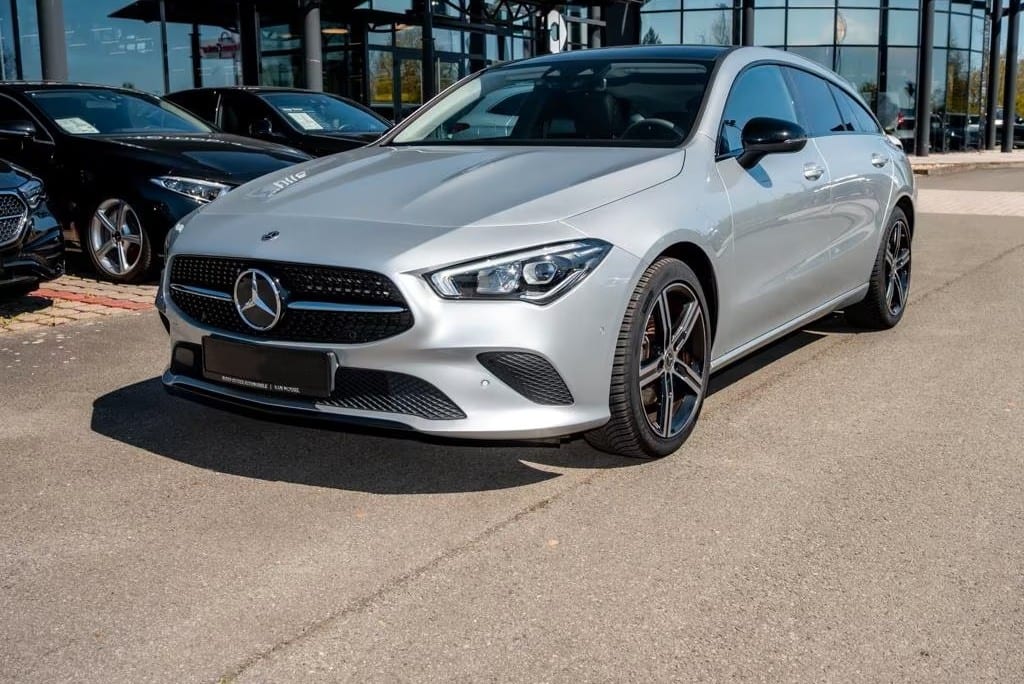 Mercedes-Benz CLA 200d Shooting Brake