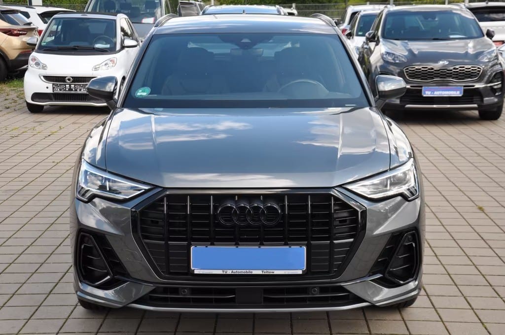 Audi Q3 35 TFSI S line