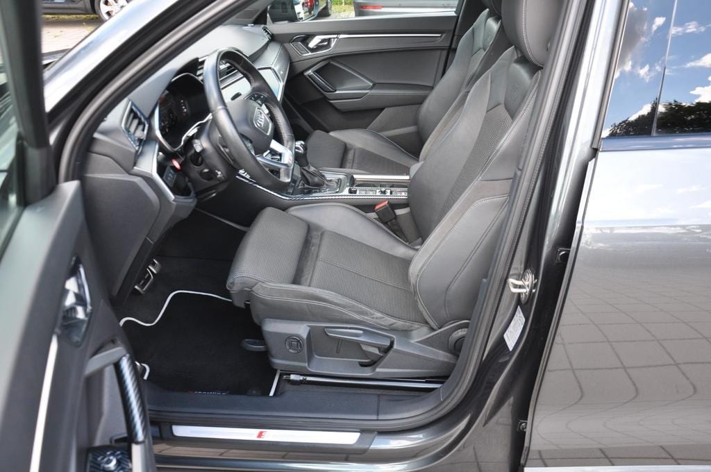 Audi Q3 35 TFSI S line