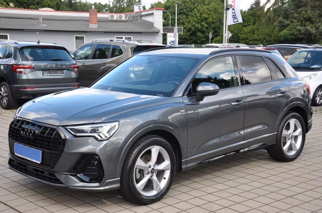 Audi Q3 35 TFSI S line
