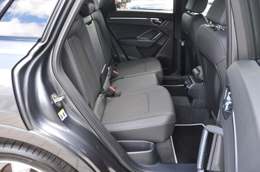Audi Q3 35 TFSI S line
