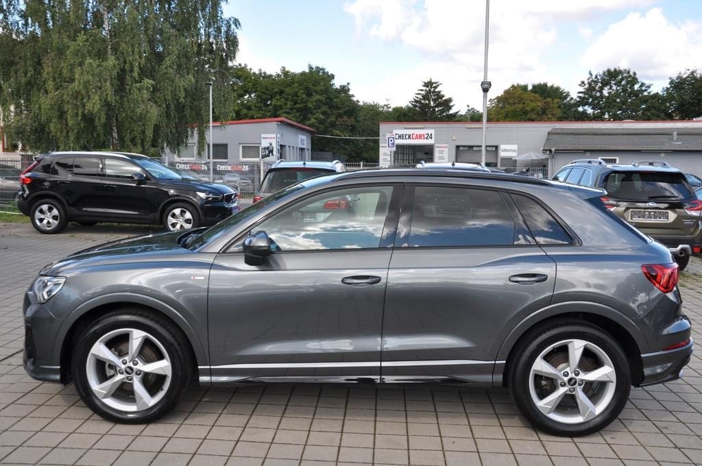 Audi Q3 35 TFSI S line