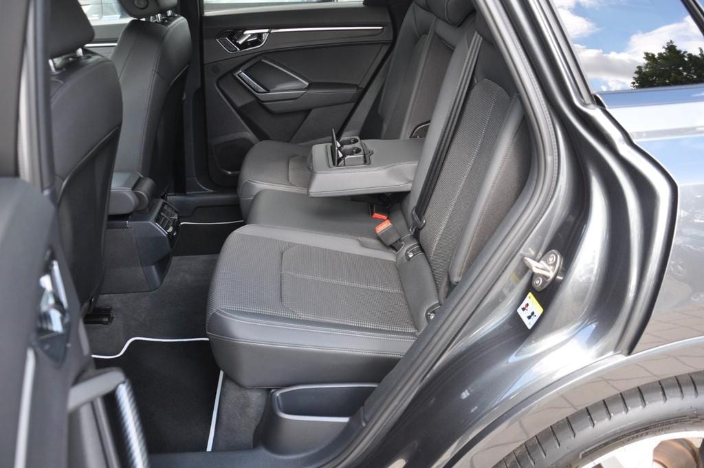 Audi Q3 35 TFSI S line