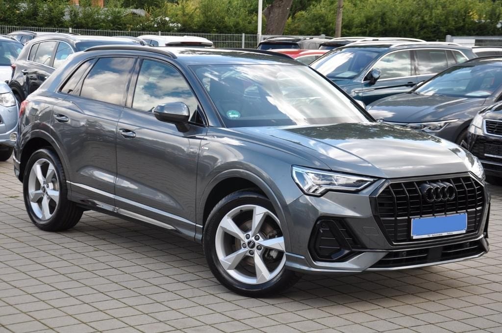 Audi Q3 35 TFSI S line