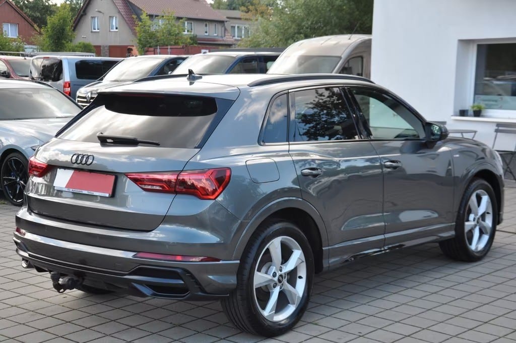 Audi Q3 35 TFSI S line