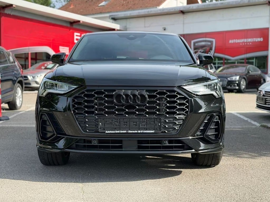 Audi Q3 45 TFSI S line