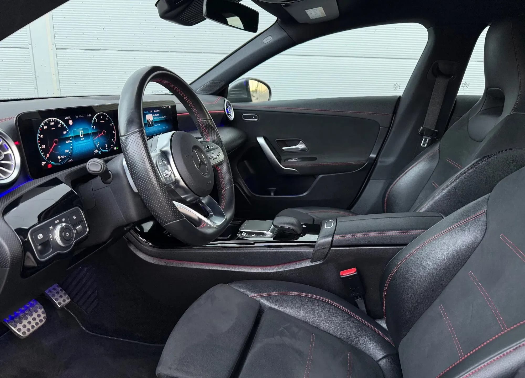 Mercedes-Benz CLA 180