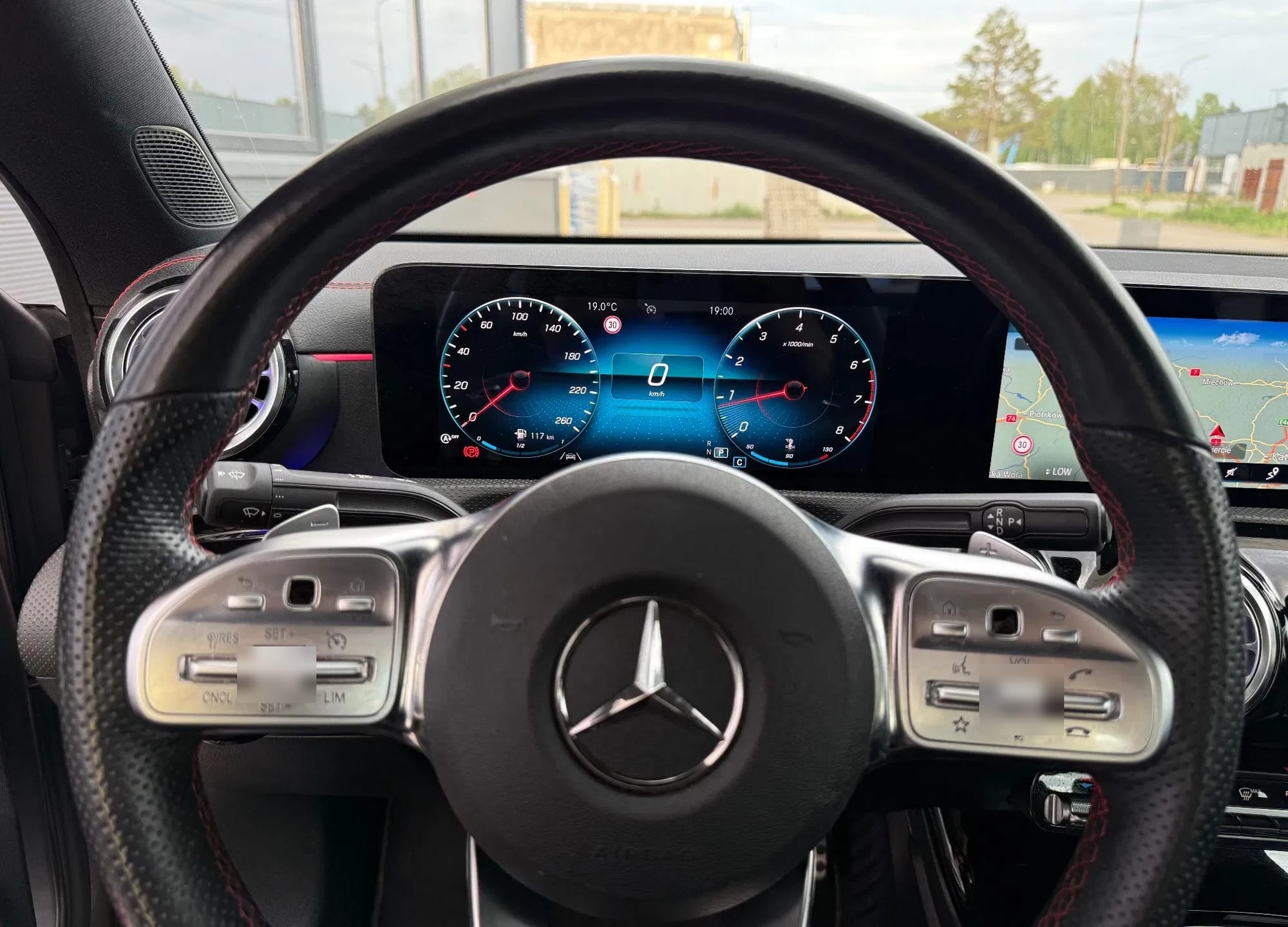 Mercedes-Benz CLA 180