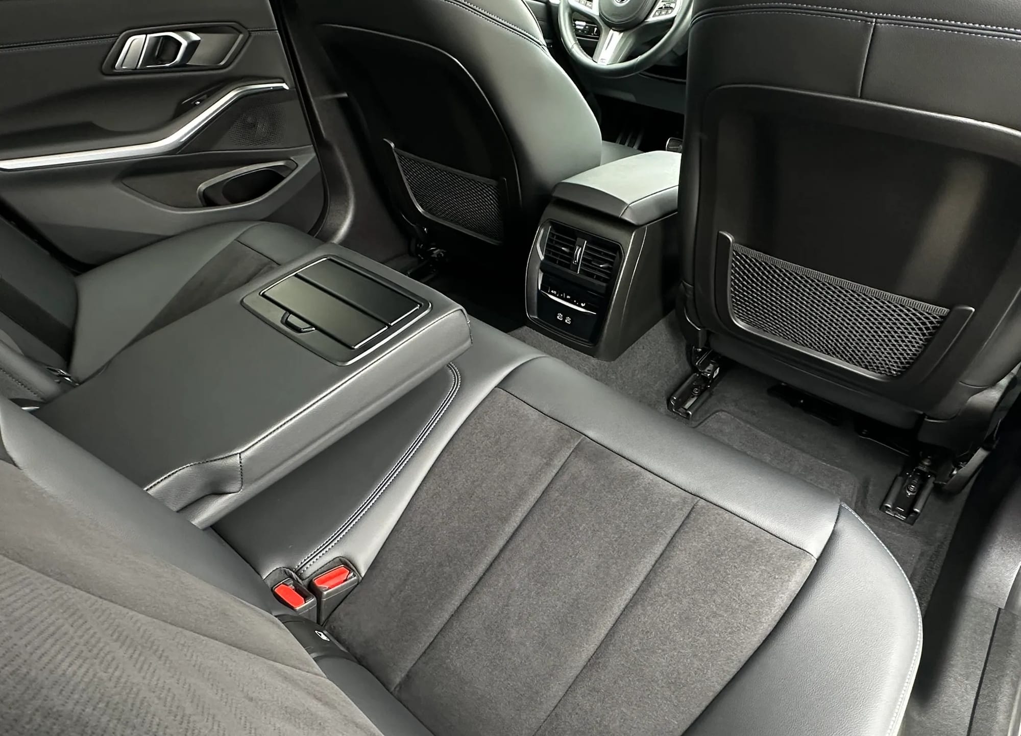 BMW Seria 3 318i M Sport