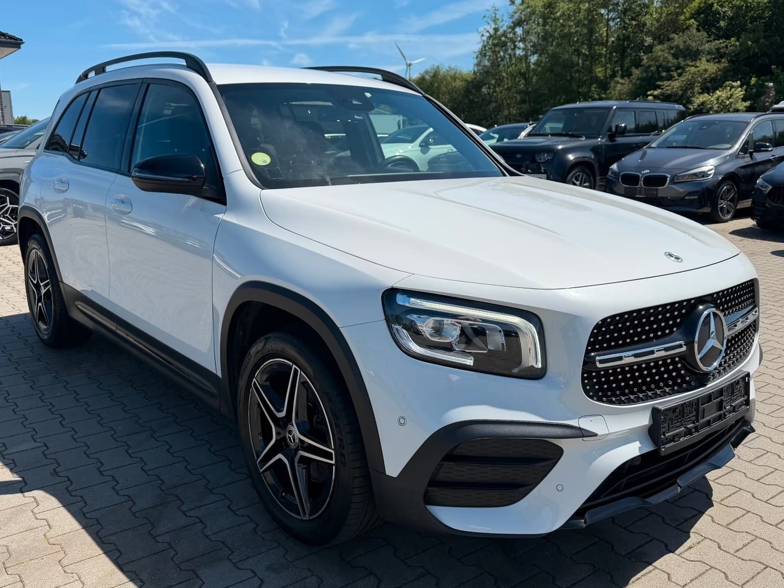 Mercedes-Benz GLB 200 d AMG Line