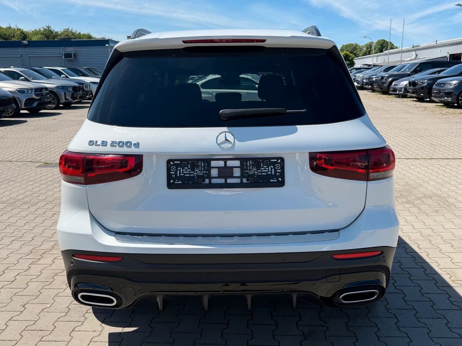 Mercedes-Benz GLB 200 d AMG Line