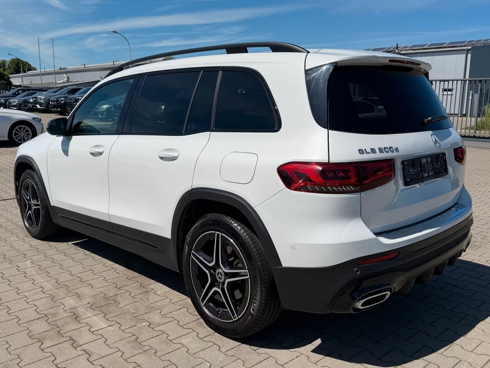 Mercedes-Benz GLB 200 d AMG Line
