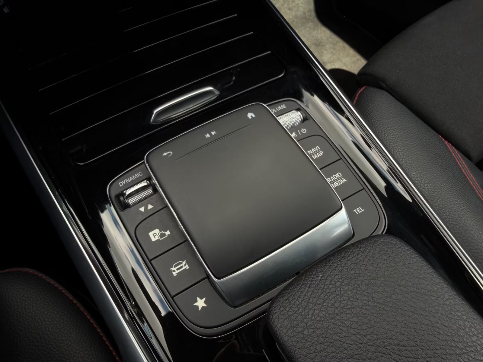 Mercedes-Benz GLB 200 d AMG Line