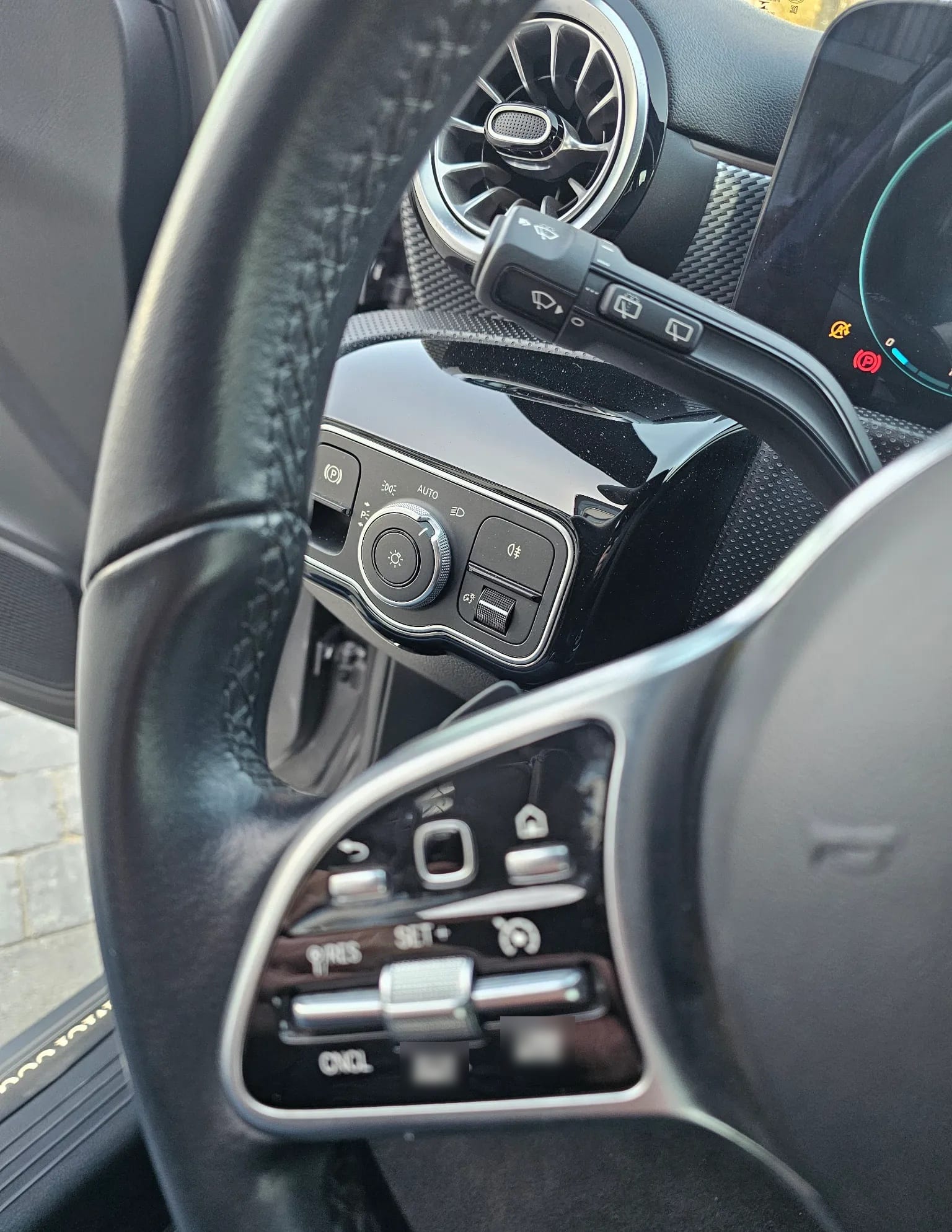 Mercedes-Benz A 200 d AMG Line